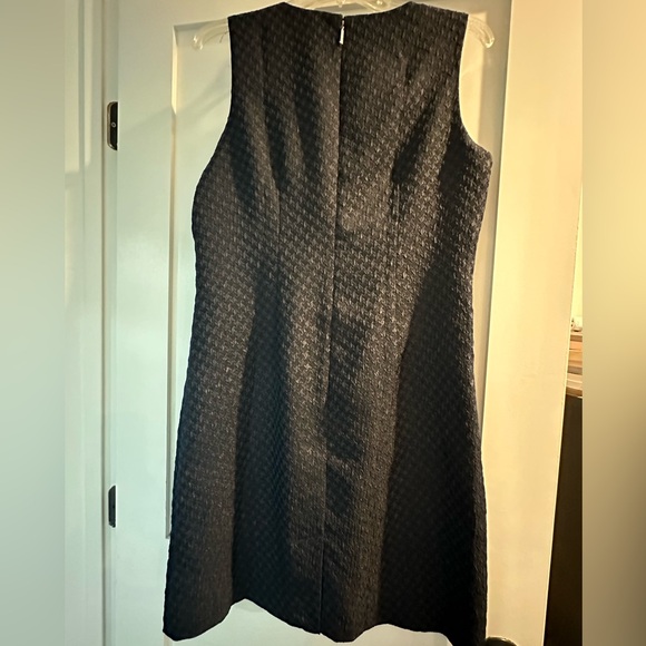 New with Tags. Authentic Karl Lagerfeld navy houndstooth dress with flowers - Picture 3 of 13